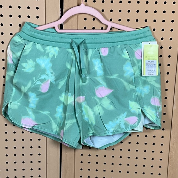 Girls Double Layered Run Shorts All in Motion Green  XXL-18  Floral Elastic Wais - Picture 2 of 3